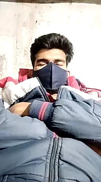 Snapshot of Roni1028 chatting on January 4, 2025, 4:11 pm Roni1028 online show from January 4, 2025, 4:11 pm