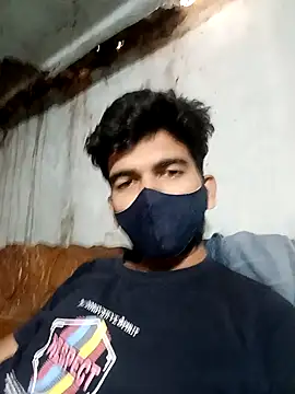 Snapshot of Roni1028 chatting on January 8, 2025, 10:15 am Roni1028 online show from January 8, 2025, 10:15 am