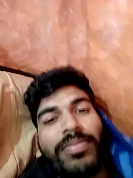 Snapshot of Roni1028 chatting on January 5, 2025, 7:28 pm Roni1028 online show from January 5, 2025, 7:28 pm