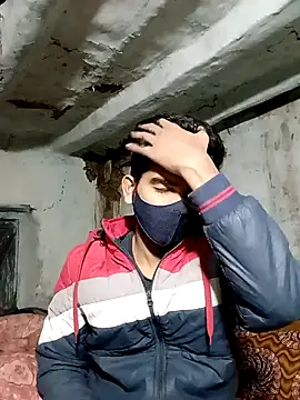 Snapshot of Roni1028 chatting on January 6, 2025, 5:49 pm Roni1028 online show from January 6, 2025, 5:49 pm