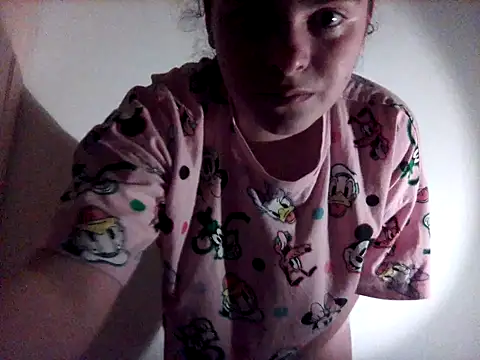 Molly2 online show from December 8, 2024, 5:11 pm