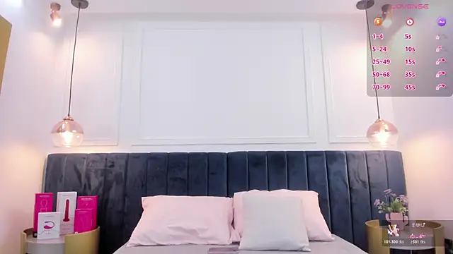 Snapshot of CarlaRossi_ chatting on July 14, 2026, 2:05 am CarlaRossi online show from July 14, 2026, 2:05 am