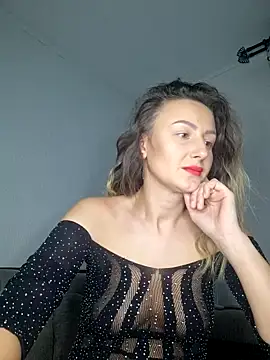 AudreyJoy online show from December 17, 2024, 1:18 am