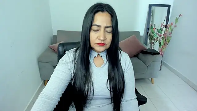 Snapshot of Adele_Sweett chatting on September 30, 2025, 9:37 am Adele Sweett online show from September 30, 2025, 9:37 am