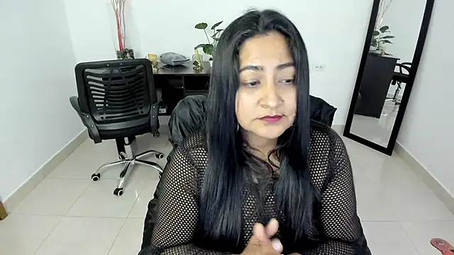 Adele Sweett online show from March 3, 2025, 5:52 pm