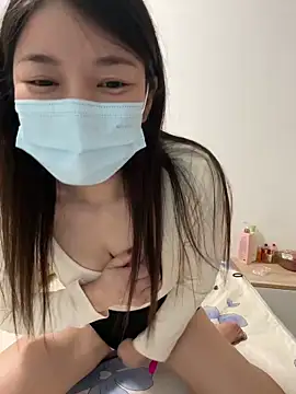 lululu-sweet online show from December 11, 2024, 4:42 pm