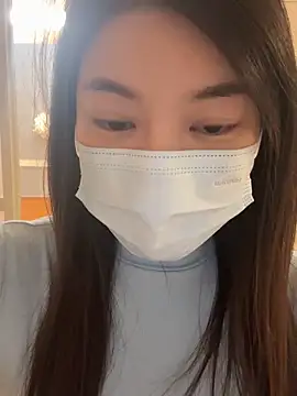 lululu-sweet online show from December 24, 2024, 5:34 pm