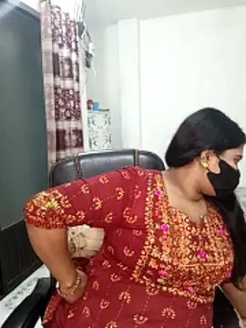 Hot-Angel  online show from January 5, 2026, 5:27 pm