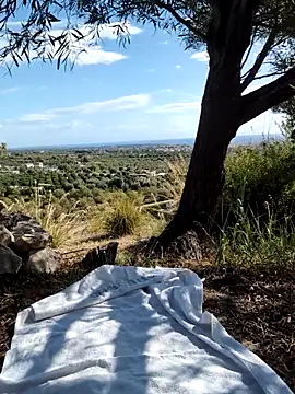 Snapshot of Samira-Summer chatting on October 6, 2025, 8:15 am Samira-Summer online show from October 6, 2025, 8:15 am