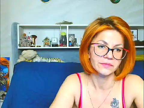 Natali3855 online show from March 12, 2025, 7:04 pm