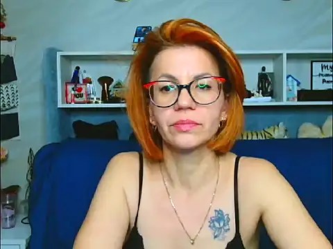 Natali3855 online show from February 13, 2025, 5:11 pm