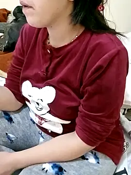 Snapshot of ShadiaStar chatting on February 24, 2025, 1:53 pm ShadiaStar online show from February 24, 2025, 1:53 pm