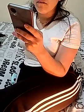 Snapshot of ShadiaStar chatting on February 26, 2025, 6:48 pm ShadiaStar online show from February 26, 2025, 6:48 pm