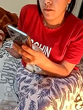 Snapshot of ShadiaStar chatting on February 27, 2025, 1:08 am ShadiaStar online show from February 27, 2025, 1:08 am