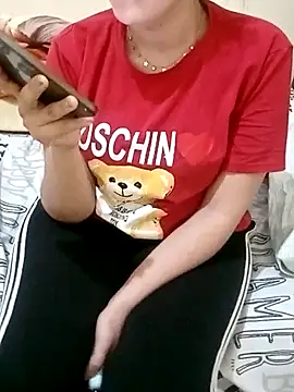 Snapshot of ShadiaStar chatting on February 28, 2025, 1:14 pm ShadiaStar online show from February 28, 2025, 1:14 pm