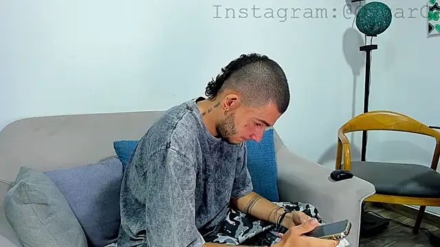 Snapshot of AbadSpears chatting on March 17, 2025, 12:04 pm AbadSpears online show from March 17, 2025, 12:04 pm