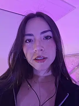 Melody 04 online show from November 7, 2025, 3:22 am