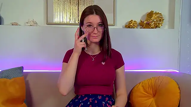 Snapshot of VictoriaArdern chatting on October 11, 2025, 6:36 am VictoriaArdern online show from October 11, 2025, 6:36 am