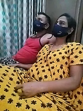 Snapshot of sweety_telugu_couple2027 chatting on March 3, 2025, 3:54 pm sweety telugu couple2027 online show from March 3, 2025, 3:54 pm