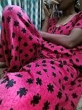 Snapshot of sweety_telugu_couple2027 chatting on March 9, 2025, 7:34 am sweety telugu couple2027 online show from March 9, 2025, 7:34 am