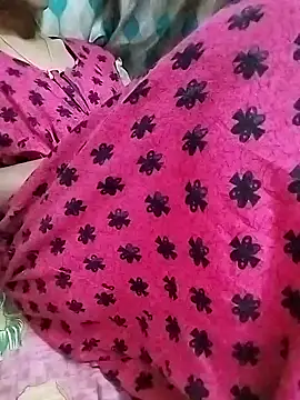 Snapshot of sweety_telugu_couple2027 chatting on March 15, 2025, 2:45 pm sweety telugu couple2027 online show from March 15, 2025, 2:45 pm