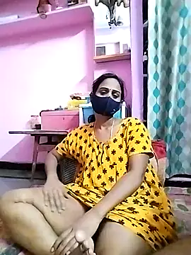 Snapshot of sweety_telugu_couple2027 chatting on March 21, 2025, 4:51 pm sweety telugu couple2027 online show from March 21, 2025, 4:51 pm