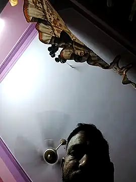 Snapshot of sweety_telugu_couple2027 chatting on March 3, 2025, 12:01 am sweety telugu couple2027 online show from March 3, 2025, 12:01 am