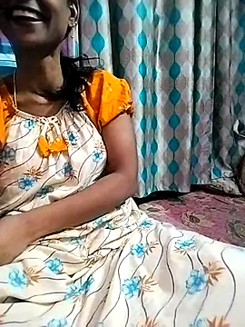 Snapshot of sweety_telugu_couple2027 chatting on March 20, 2025, 4:07 am sweety telugu couple2027 online show from March 20, 2025, 4:07 am