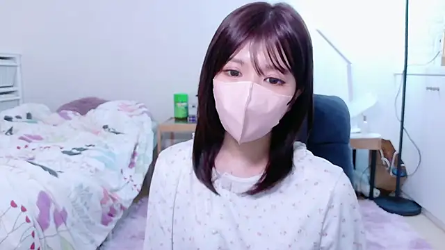 Snapshot of Runarunapi chatting on September 20, 2025, 1:05 pm Runarunapi online show from September 20, 2025, 1:05 pm