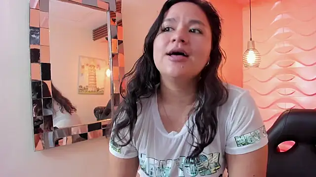 natasha adams22 online show from October 3, 2025, 1:53 am