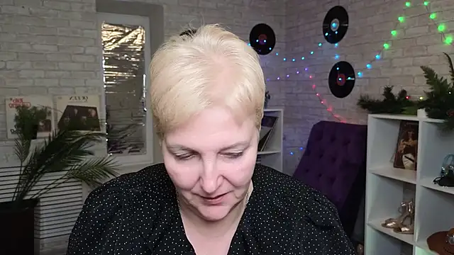 Sandra Snow online show from January 22, 2025, 5:38 pm