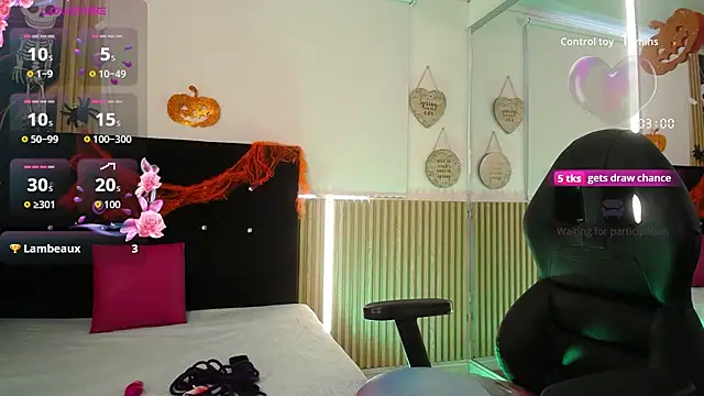 Snapshot of Noah_Jhonson chatting on October 31, 2025, 8:27 pm Noah Jhonson online show from October 31, 2025, 8:27 pm