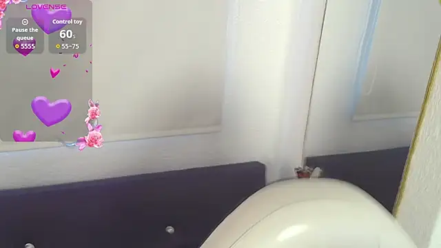 Snapshot of Noah_Jhonson chatting on October 24, 2025, 9:47 pm Noah Jhonson online show from October 24, 2025, 9:47 pm