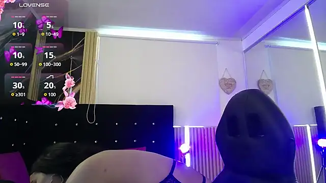 Snapshot of Noah_Jhonson chatting on October 4, 2025, 8:10 pm Noah Jhonson online show from October 4, 2025, 8:10 pm