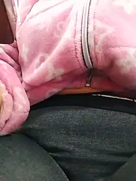 Snapshot of Noah_Jhonson chatting on March 18, 2025, 12:39 pm Noah Jhonson online show from March 18, 2025, 12:39 pm