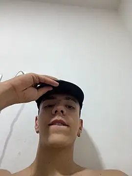 Flynn Riider online show from February 20, 2025, 3:01 am