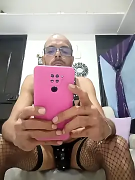 Snapshot of Charly_BC_Dirty chatting on February 7, 2025, 3:34 am Charly BC Dirty online show from February 7, 2025, 3:34 am