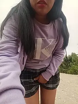 Danna-linyi online show from June 19, 2026, 2:56 pm