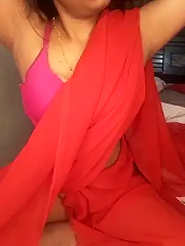 hinaa khan online show from December 15, 2025, 6:47 pm