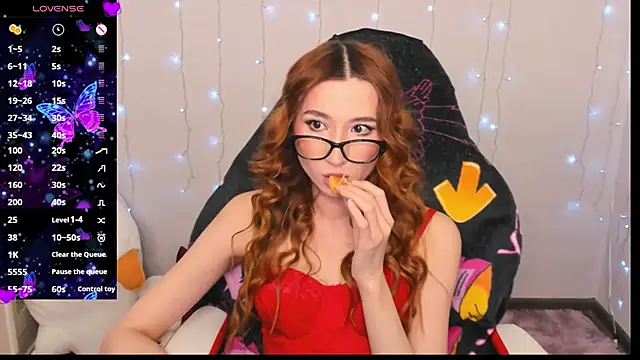 Snapshot of emily_cline chatting on October 13, 2025, 2:18 pm emily cline online show from October 13, 2025, 2:18 pm