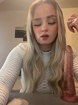 CherryEmmy online show from February 7, 2025, 9:26 pm