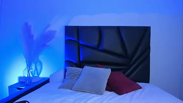 slutty venus online show from October 4, 2025, 3:41 am