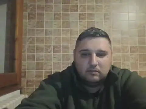 Snapshot of _revianzip1 chatting on March 18, 2025, 8:59 pm revianzip1 online show from March 18, 2025, 8:59 pm