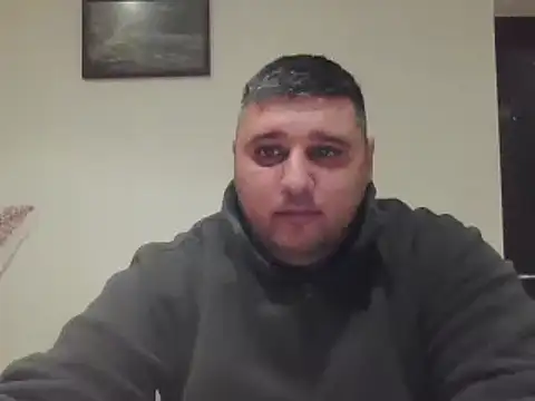 Snapshot of _revianzip1 chatting on January 11, 2025, 6:12 pm revianzip1 online show from January 11, 2025, 6:12 pm