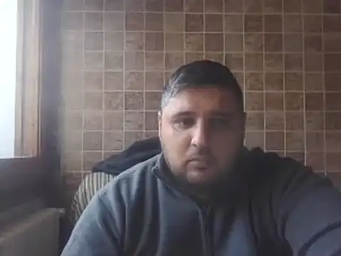 Snapshot of _revianzip1 chatting on January 4, 2025, 1:10 pm revianzip1 online show from January 4, 2025, 1:10 pm