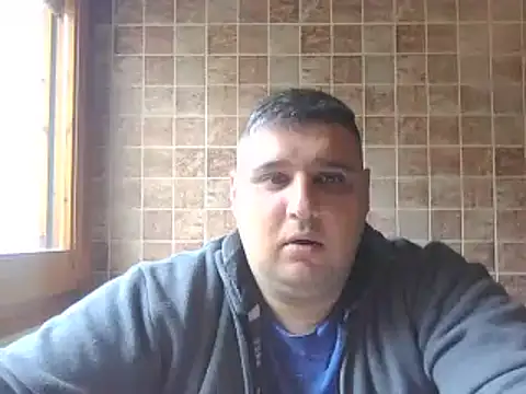 Snapshot of _revianzip1 chatting on March 13, 2025, 1:50 pm revianzip1 online show from March 13, 2025, 1:50 pm