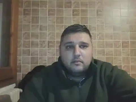 Snapshot of _revianzip1 chatting on December 28, 2024, 5:25 pm revianzip1 online show from December 28, 2024, 5:25 pm