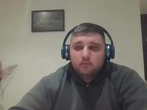 Snapshot of _revianzip1 chatting on January 15, 2025, 6:08 pm revianzip1 online show from January 15, 2025, 6:08 pm