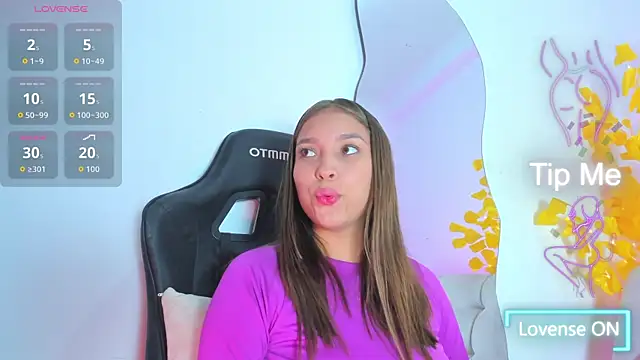 Snapshot of HaleyAmaya chatting on October 15, 2025, 7:22 pm HaleyAmaya online show from October 15, 2025, 7:22 pm