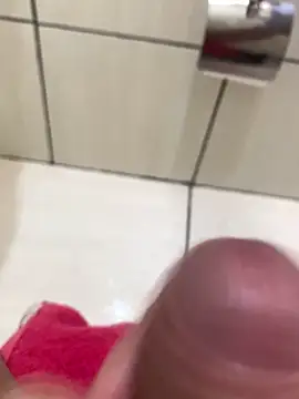 Snapshot of Henrico chatting on October 5, 2025, 5:47 pm Henrico online show from October 5, 2025, 5:47 pm